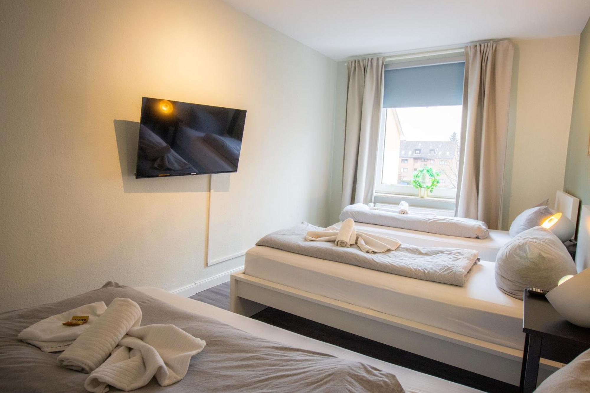 Wohnung Fuer 5 Gaeste Grosse Kueche Messe- Und Citynah Hannover Exteriör bild