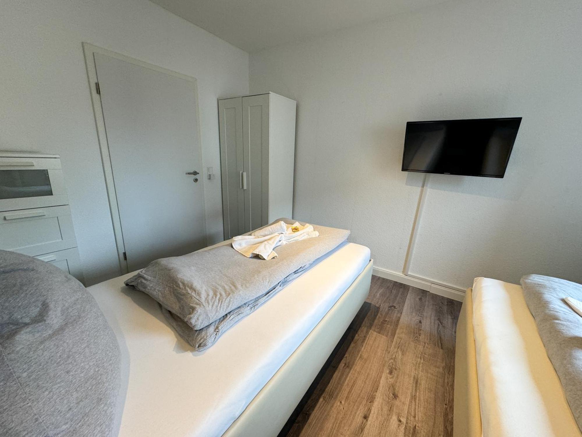 Wohnung Fuer 5 Gaeste Grosse Kueche Messe- Und Citynah Hannover Exteriör bild